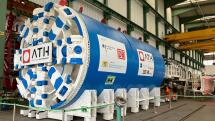 Erste Tunnelbohrmaschine wird ausgeliefert